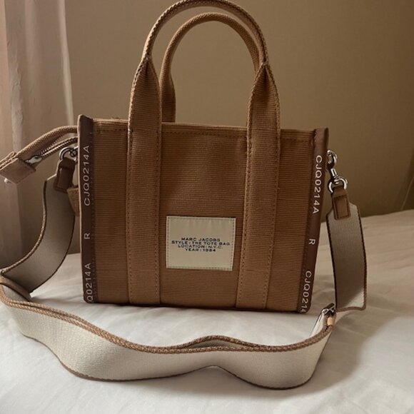 MARC JACOBS The Jacquard Small Tote Bag – Camel - Authentic - New Without Tags - Picture 5 of 9